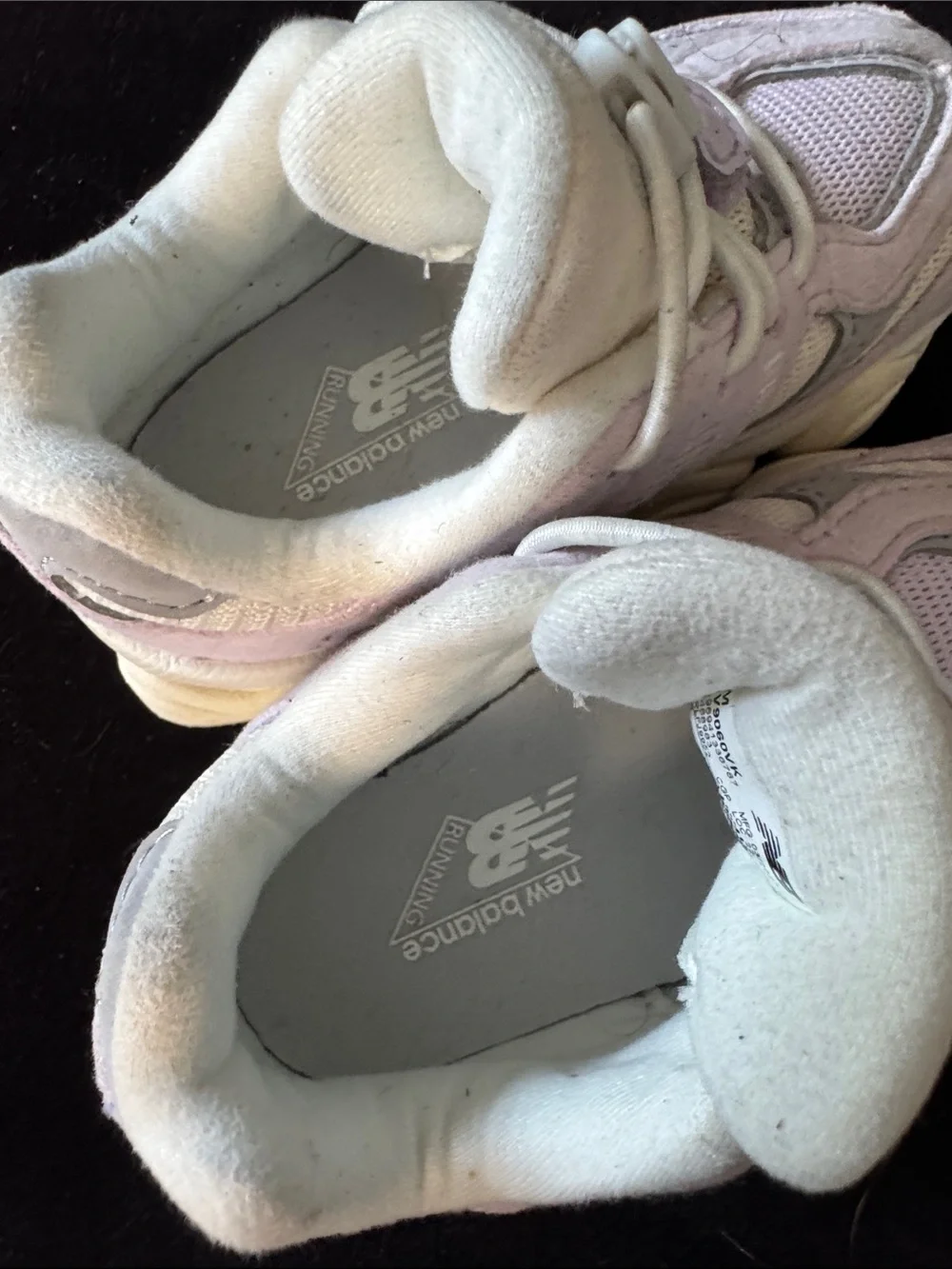 New Balance Kids Sneakers in Light Pink/lilac and Cream